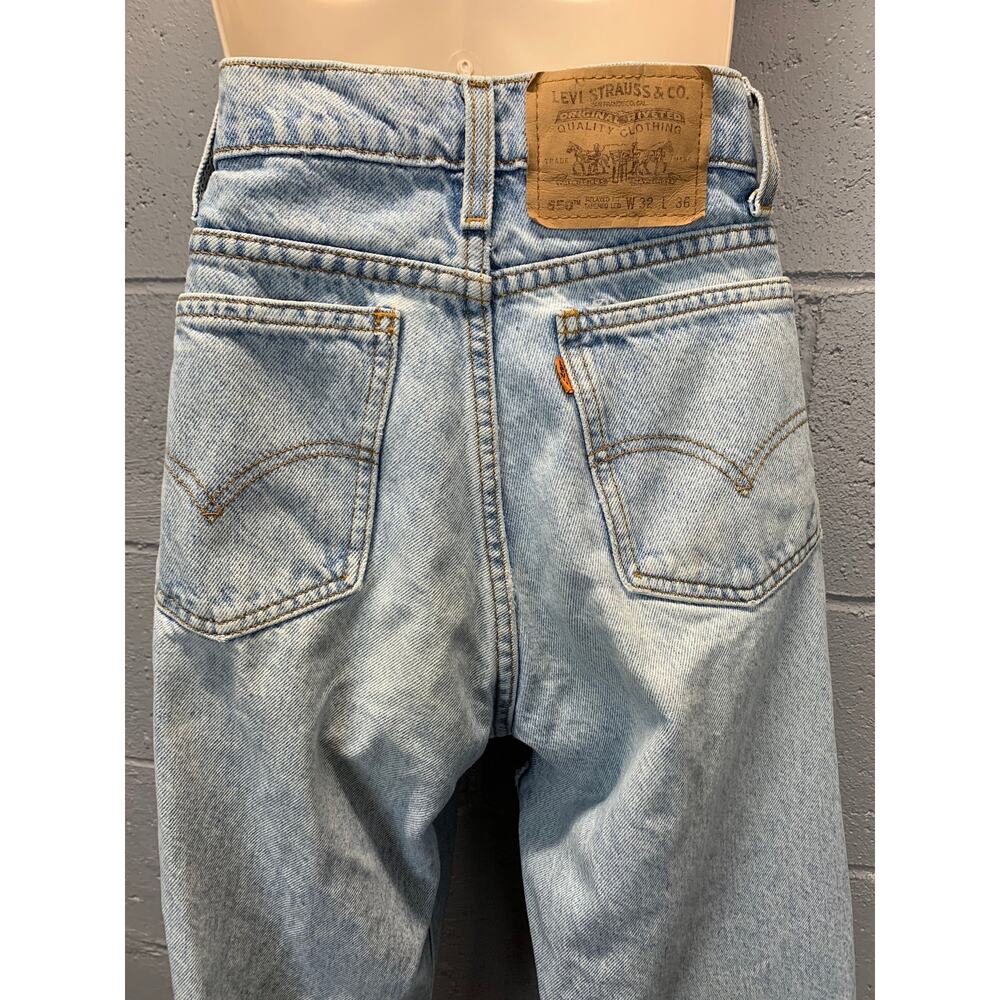 Vintage 1980s Levi’s Light Wash 550 Orange Tab Jeans Relaxed Fit High Waist B13